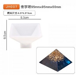 Molde de vela piramidal