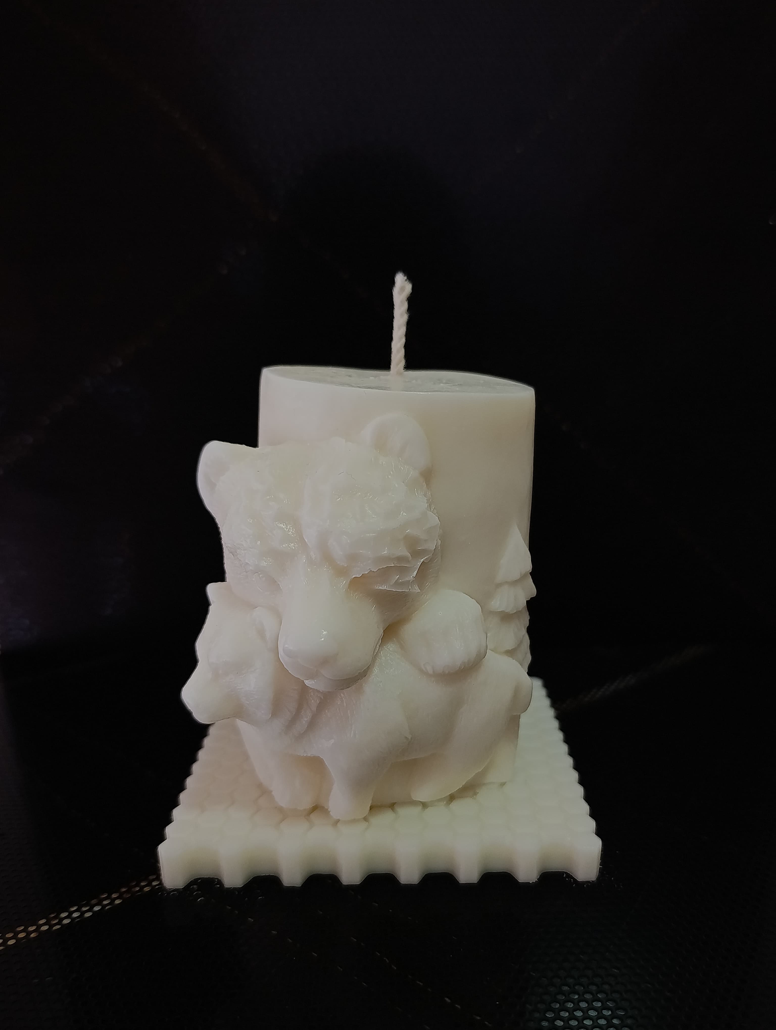 VELA ALTO RELIEVE OSO